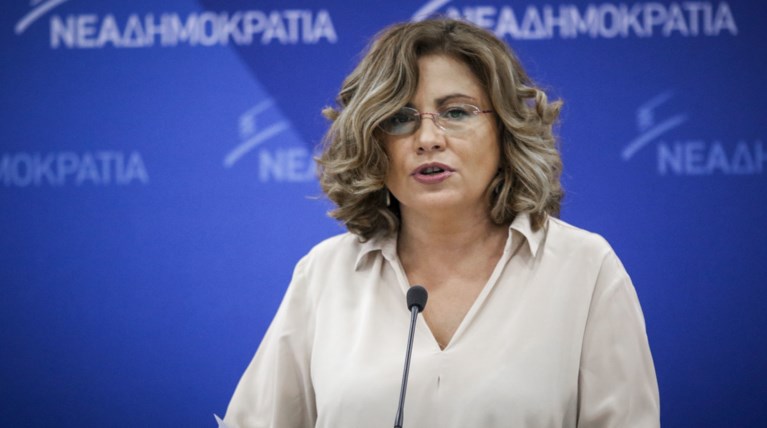 Σπυράκη: Παρακμιακή συναλλαγή και εκβιασμοί Τσίπρα - Καμμένου