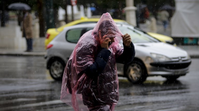 Προειδοποίηση Καλλιάνου: Έρχεται κακοκαιρία από Τρίτη με ισχυρές καταιγίδες
