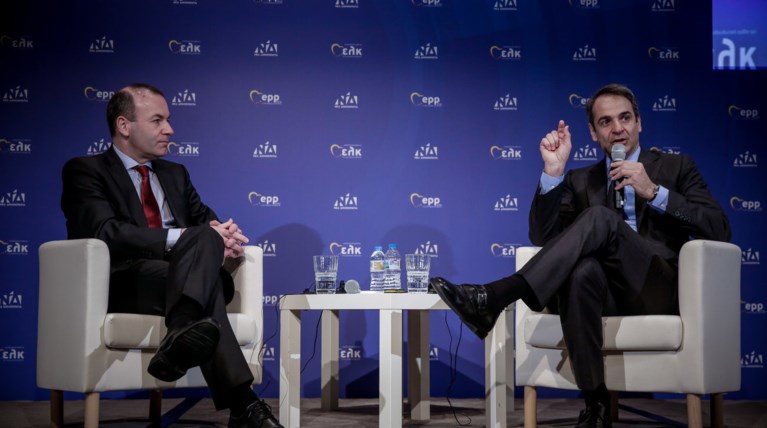 Βέμπερ: «Χρειαζόμαστε μια νέα κυβέρνηση στην Ελλάδα»