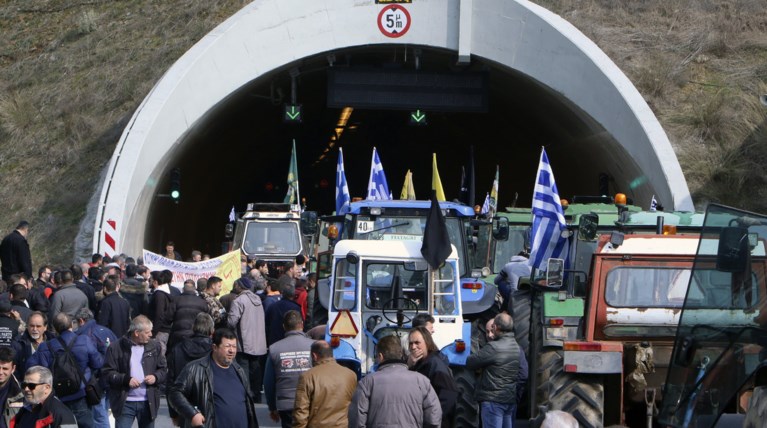 Στην κυκλοφορία η εθνική οδός Αθηνών–Θεσσαλονίκης, στο ύψος των Τεμπών