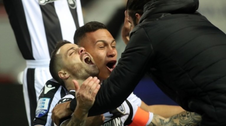 ΠΑΟΚ-Ολυμπιακός 3-1: Στο +9 και "αγκαλιά" με τον τίτλο