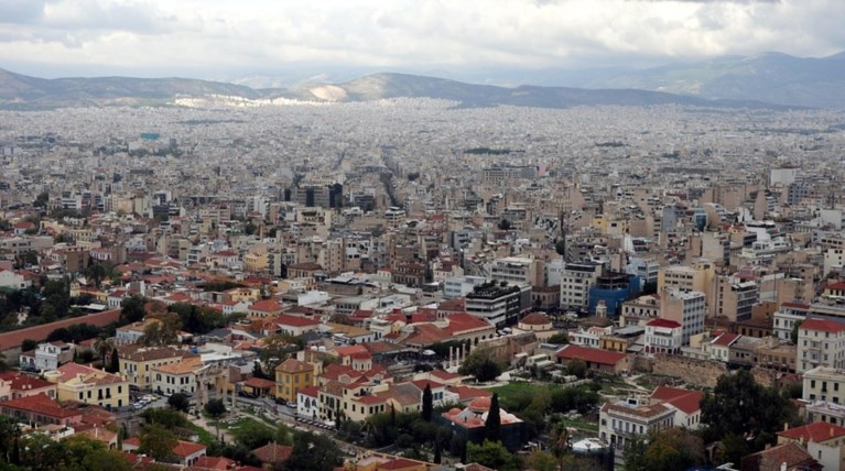 Telegraph: Μαζικές εξώσεις στην Ελλάδα λόγω AirBnB