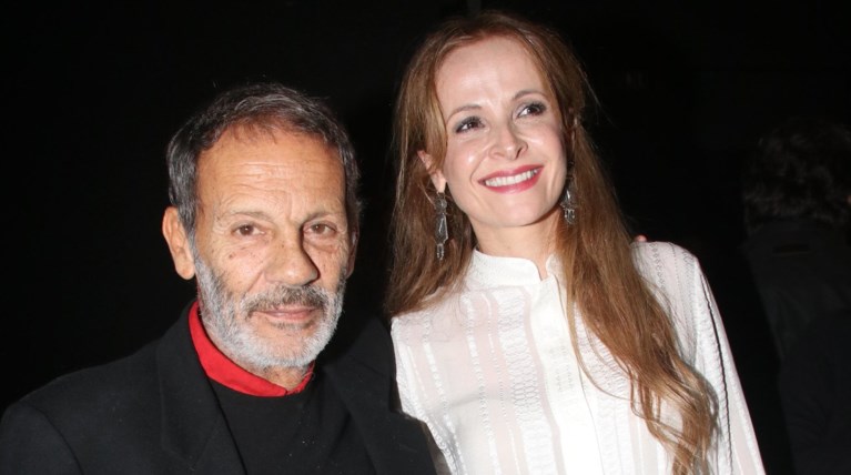 Ο μόλις 2 ετών Σταύρος Ξαρχάκος junior παίζει... πιάνο και ακορντεόν [φωτο]