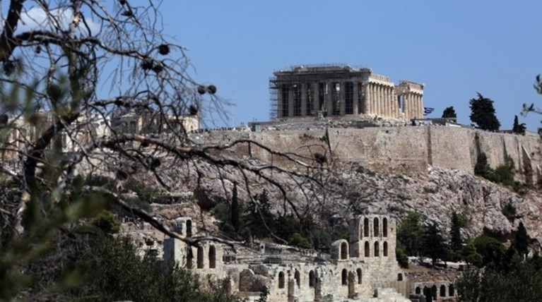 Προσφυγή στο ΣτΕ για τα δεκαώροφα κτίρια δίπλα στην Ακρόπολη