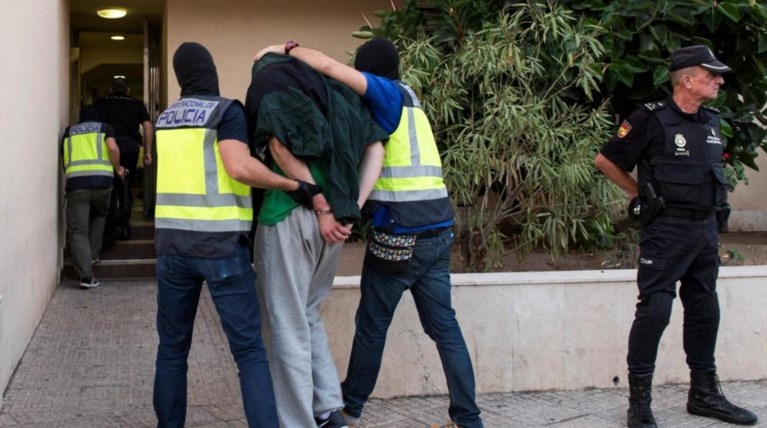 Ισπανία: Σκότωσε τη μητέρα του, την τεμάχισε & τη φύλαξε σε δοχεία φαγητoύ