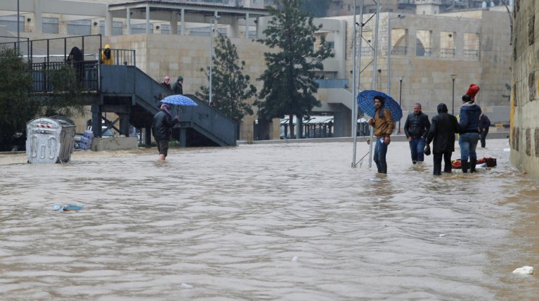 Πολύ μεγάλες γεωγραφικές διαφορές στην κατανομή της βροχής τον Φεβρουάριο