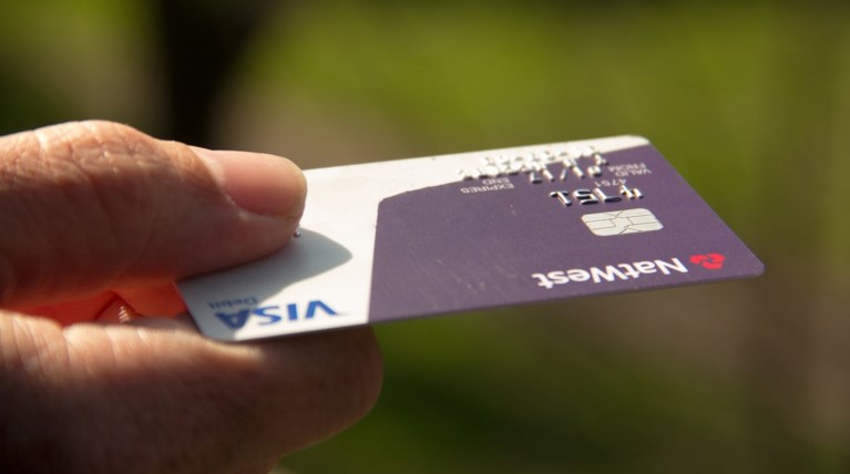 Visa:  Κυριαρχία του ψηφιακού χρήματος στην Ελλάδα