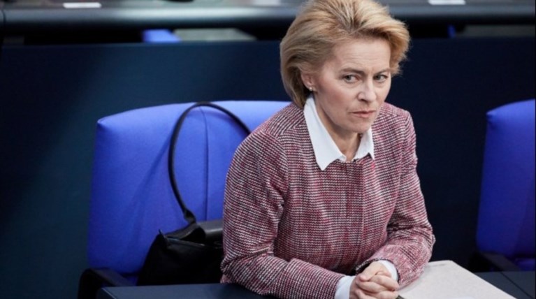 Γερμανίδα υπουργός Άμυνας: Φωτεινό παράδειγμα η Συμφωνία των Πρεσπών