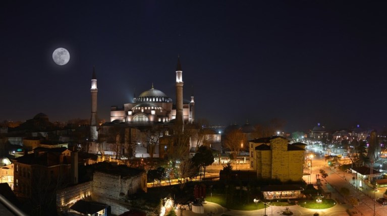 DW: Κινδυνεύουν οι τουρίστες που ταξιδεύουν στην Τουρκία;