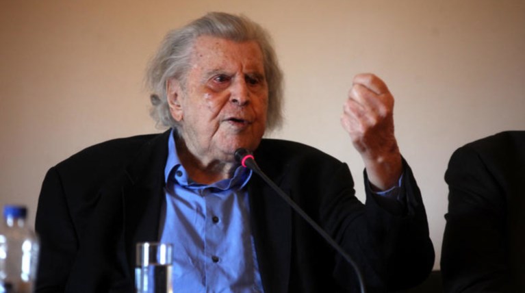 Με επιτυχία η εγχείρηση του Μ. Θεοδωράκη - Ιατρικό ανακοινωθέν