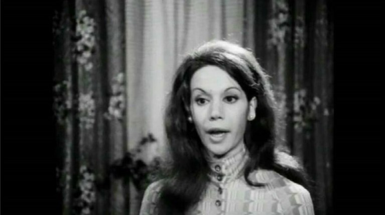 Πέθανε η ηθοποιός Ρένα Βουτσινά