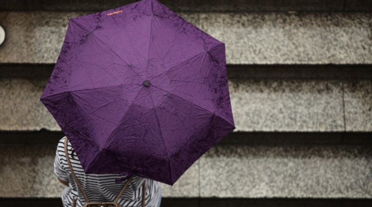 Βροχές και καταιγίδες στα ανατολικά και τα νότια