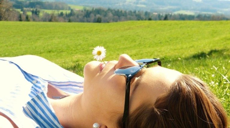 Ανοιξιάτικη Κυριακή με θερμοκρασία ως 22 βαθμούς