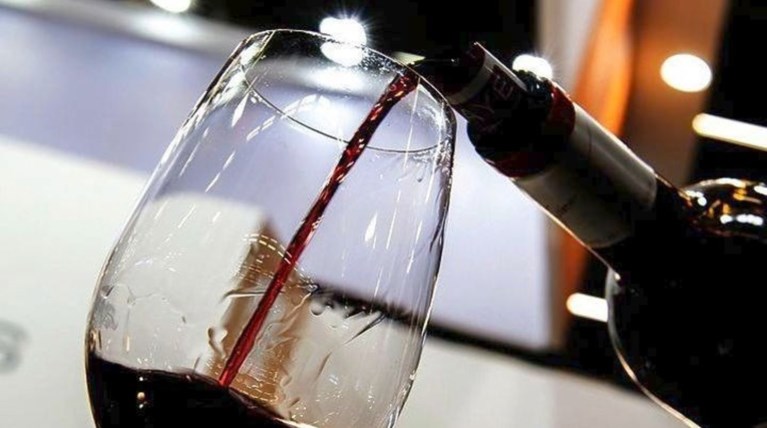 Διέρρηξαν οινοποιείο στο Κιλκίς και έκλεψαν 300 φιάλες κρασί