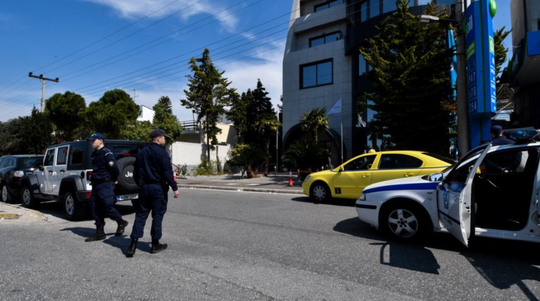 Τραγωδία στο Ελληνικό: Νεκρός ο απόστρατος και η σύντροφός του