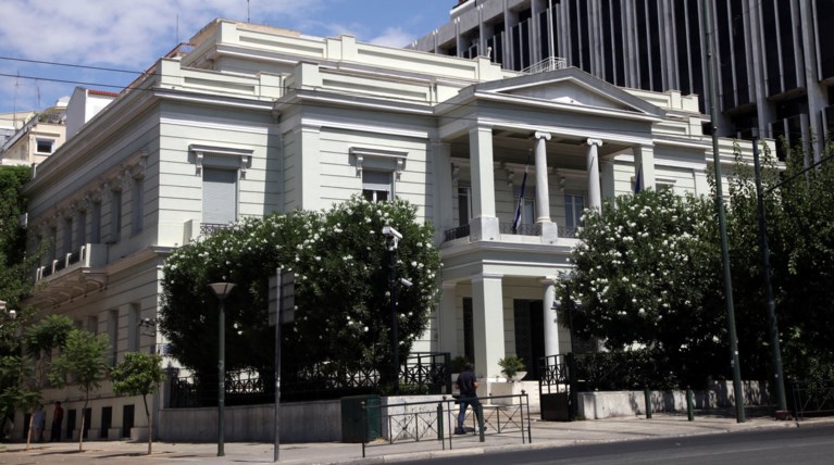 Καταδικάζει την επίθεση το ΥΠΕΞ - Δεσμεύσεις Κατρούγκαλου για μετρα