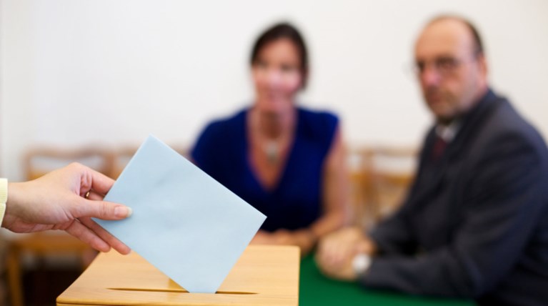 Με "Πρέσπες" και σκανδαλολογία στο δρόμο για τις εκλογές