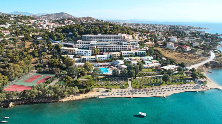 Γιατί φέτος θα κάνω Πάσχα σε ξενοδοχείο δίπλα στην Αττική