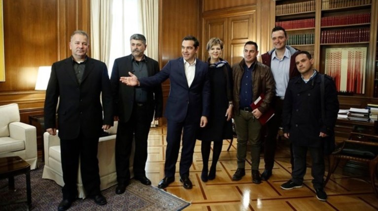 Τσίπρας: Προσλαμβάνονται 56 μόνιμοι πυροσβέστες και 876 5ετούς θητείας