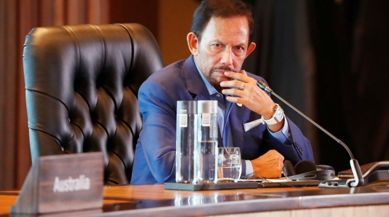 Θάνατος δια λιθοβολισμού η ποινή για τους ομοφυλόφιλους στο Μπρουνέι