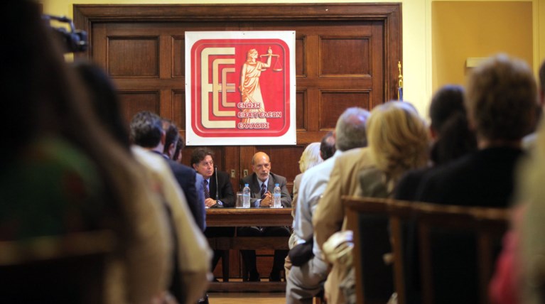 Ένωση Εισαγγελέων για Εξάρχεια: Αβατα εκκολαπτήρια έκνομων ενεργειών