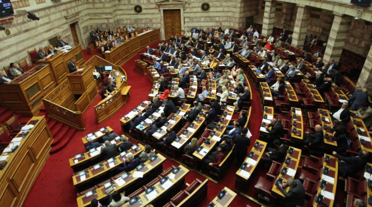 Θέμα Πετσίτη - Αρτεμίου - Ξεπαπαδέα θέτουν εκ νέου ΝΔ - ΚΙΝΑΛ