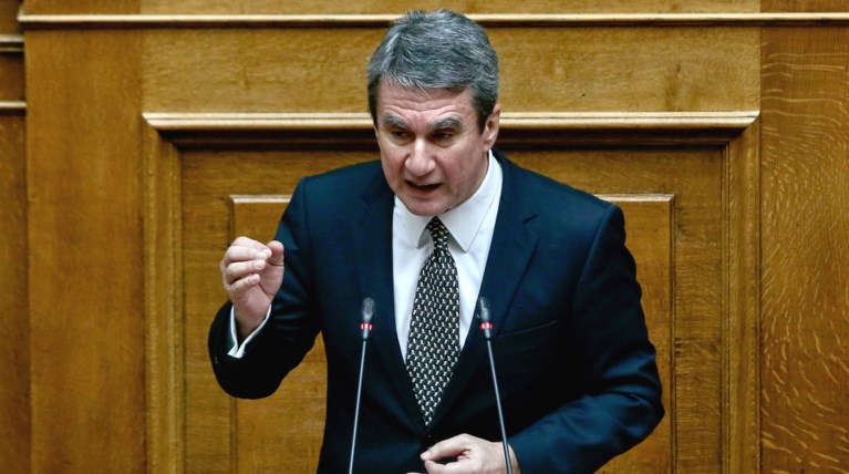 Λοβέρδος: Πολιτική αλητεία μιας συμμορίας κακοποιών