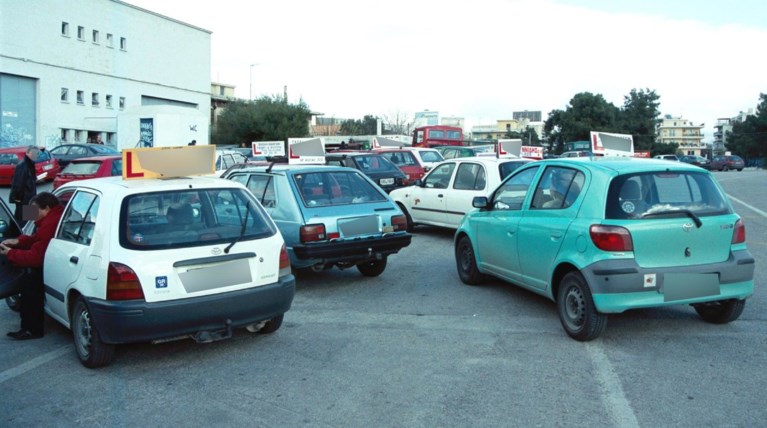 Ξεκινούν οι εξετάσεις των υποψηφίων οδηγών