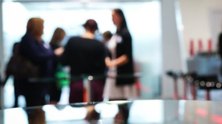 Στην Αθήνα ο ΟΗΕ για τις διακρίσεις σε βάρος των Ελληνίδων