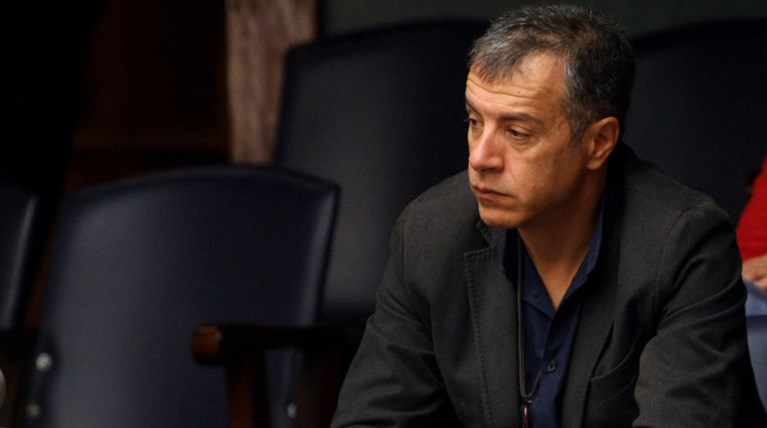 Θεοδωράκης: Ζήτηση για τον ήπιο & συνθετικό λόγο του Ποταμιού