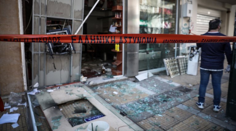 Διπλή έκρηξη ΑΤΜ σε Παγκράτι και Αγία Παρασκευή