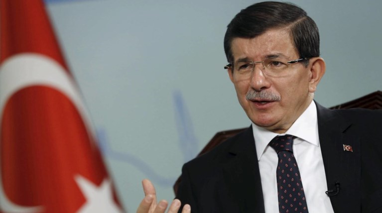 Νταβούτογλου: Επιζήμια για τον Ερντογάν η συνεργασία με τους εθνικιστές