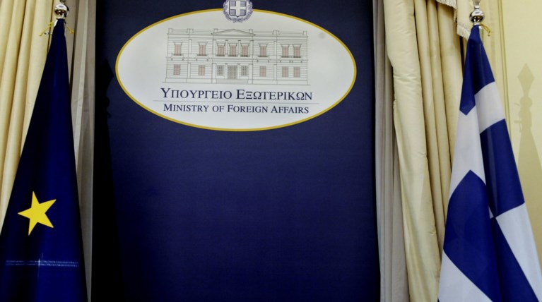 Απάντηση ΥΠΕΞ σε Καμμένο για καταστροφή εγγράφων και συμβάσεις