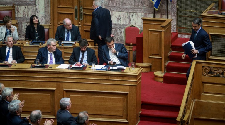 Γιατί η ΝΔ παίζει το χαρτί της μομφής - Αναβρασμός στον ΣΥΡΙΖΑ
