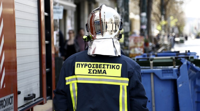 Θεσσαλονίκη: Φωτιά σε διαμέρισμα, απεγκλωβισμός 14χρονου