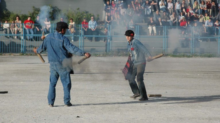 Σοβαρό ατύχημα στον Σαϊτοπόλεμο της Καλαμάτας-τραυματίστηκε εικονολήπτης