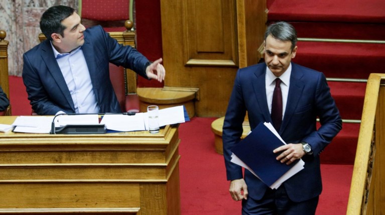 Στο «κόκκινο» η πολιτική πόλωση με προσωπικές επιθέσεις