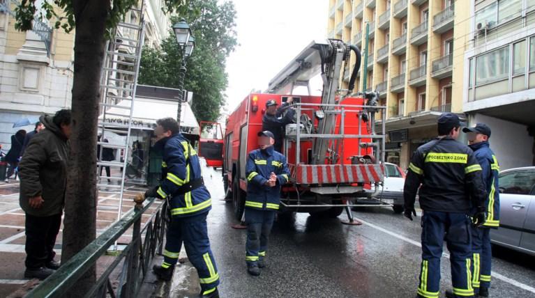 Η προκήρυξη για την πρόσληψη 962 πυροσβεστών εποχικής απασχόλησης