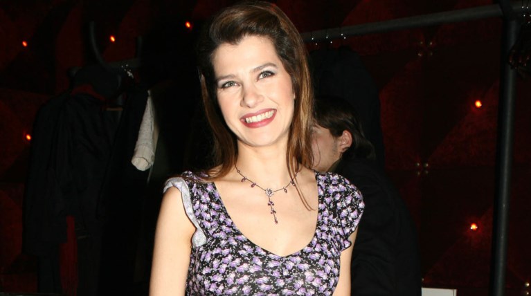 Βίκυ Μαραγκάκη: Δείτε πώς είναι σήμερα η ηθοποιός των σειρών των 90's