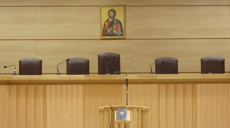 Αναστέλλονται δικαστήρια και πλειστηριασμοί, λόγω εκλογών