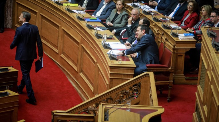 Βουλή: Δείτε Live τη σύγκρουση κορυφής για την ψήφο εμπιστοσύνης