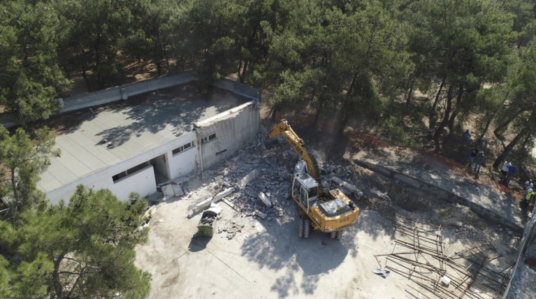 Καταργείται η προσαύξηση του ειδικού προστίμου υπαγωγής αυθαιρέτων