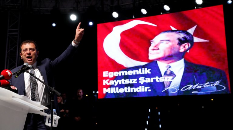 Eκρέμ Ιμάμογλου: Ετοιμάζεται... για επανάσταση στην Κωνσταντινούπολη