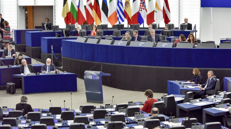 Την Τετάρτη το βράδυ το ντιμπέιτ για την προεδρία της Κομισιόν