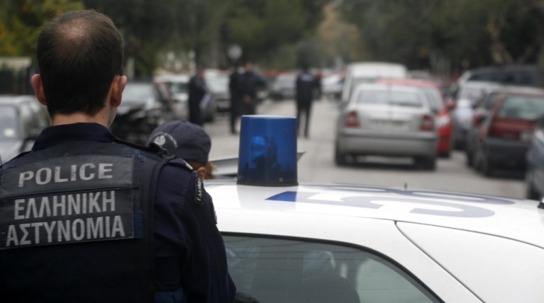 Νεκρή 29χρονη γυναίκα μέσα στο σπίτι της στην Καλλιθέα