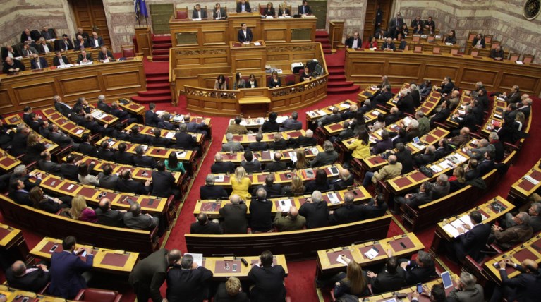Βροχή τροπολογιών στην Ολομέλεια της Βουλής ενόψει εκλογών