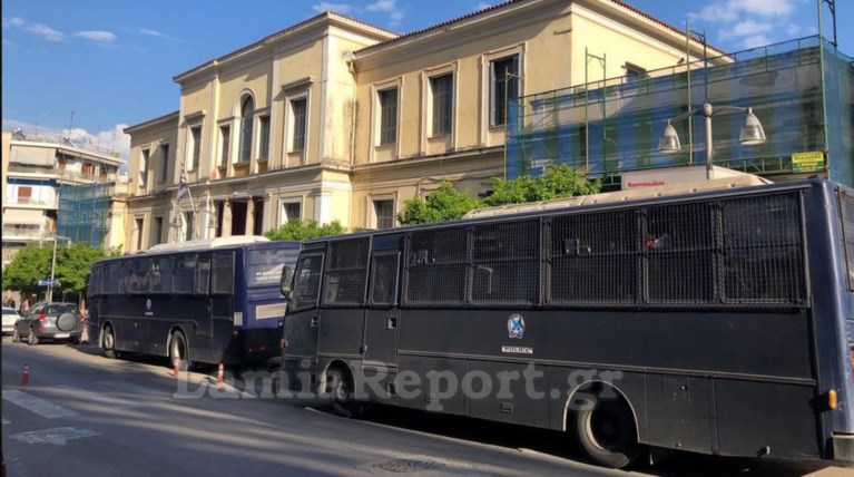 Επτά διμοιρίες των ΜΑΤ για την ομιλία Τσίπρα στη Λαμία