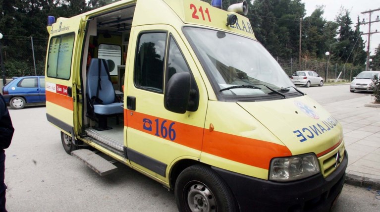 Μαζικές διακομιδές στο Νοσοκομείο Βόλου μετά το «πάρτι της χρονιάς»