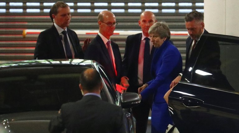 Τη "νέα της συμφωνία για το Brexit" παρουσίασε η Τερέζα Μέι