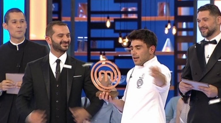 MasterChef Τελικός: Μεγάλος νικητής ο Μανώλης Σαρρής